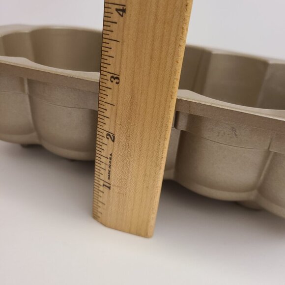 Nordic Ware Gingerbread Man Loaf Pan Holiday Christmas Nonstick - Picture 8 of 13